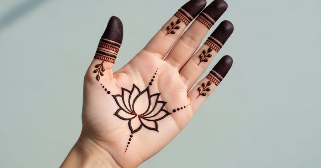 50+ Beautiful Front Hand Simple Mehndi Design That Anyone Can Try
