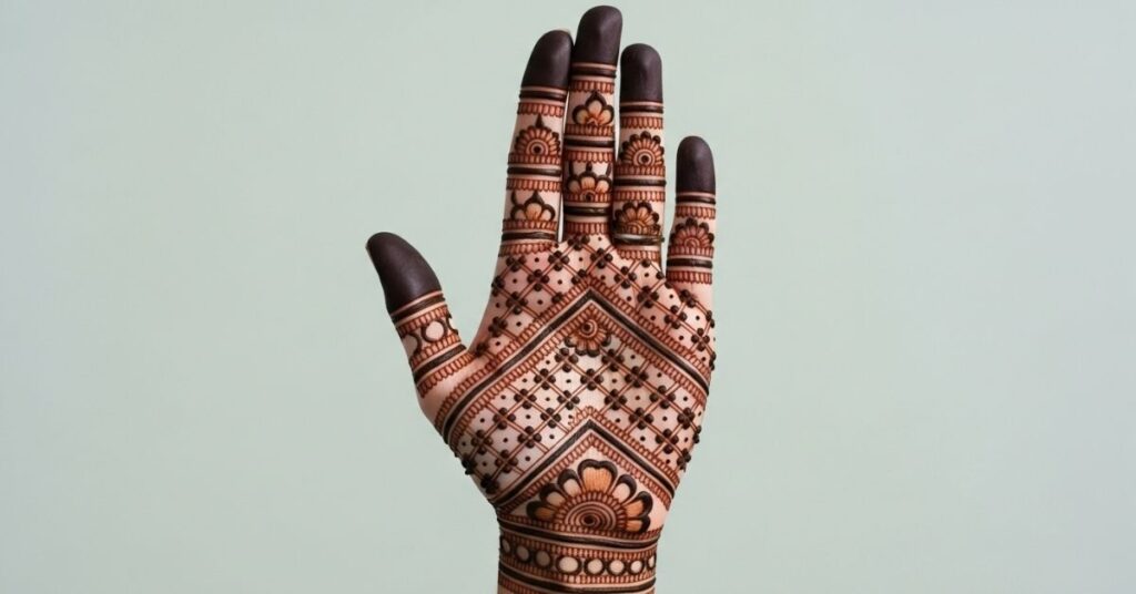 Beautiful Front Hand Simple Mehndi Design That Anyone Can Try 7 Symmetrical Bliss Front Hand Mehndi Design